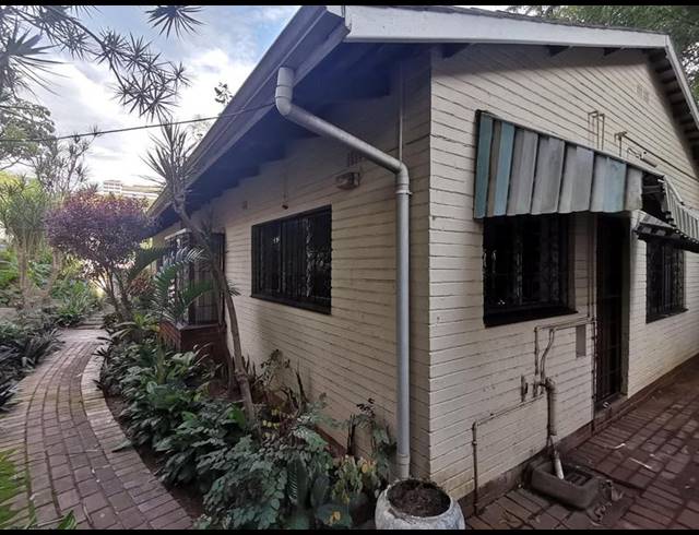 4 BEDROOM PROPERTY TO RENT IN WESTRIDGE